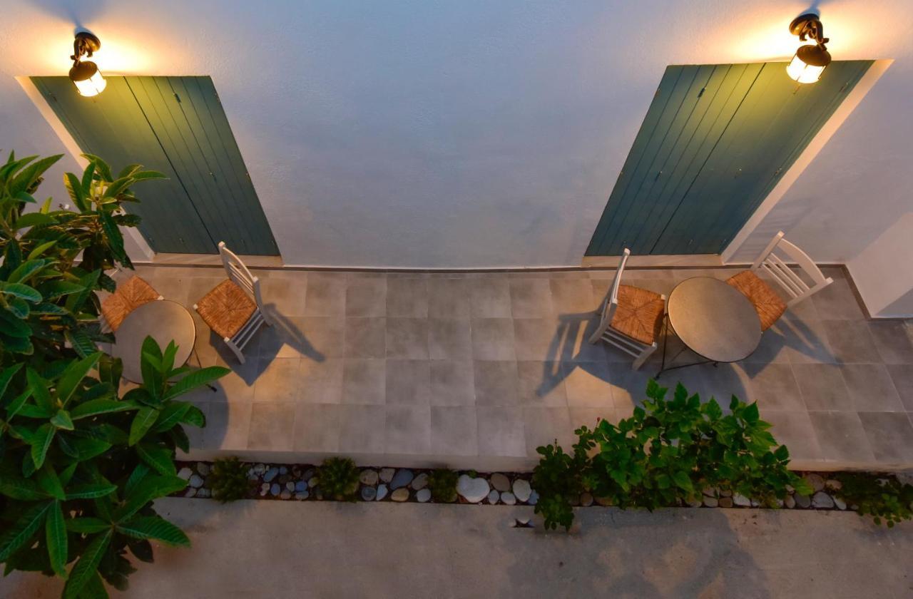 Vesper Aparthotel Kokkari Exterior foto