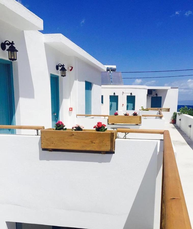 Vesper Aparthotel Kokkari Exterior foto